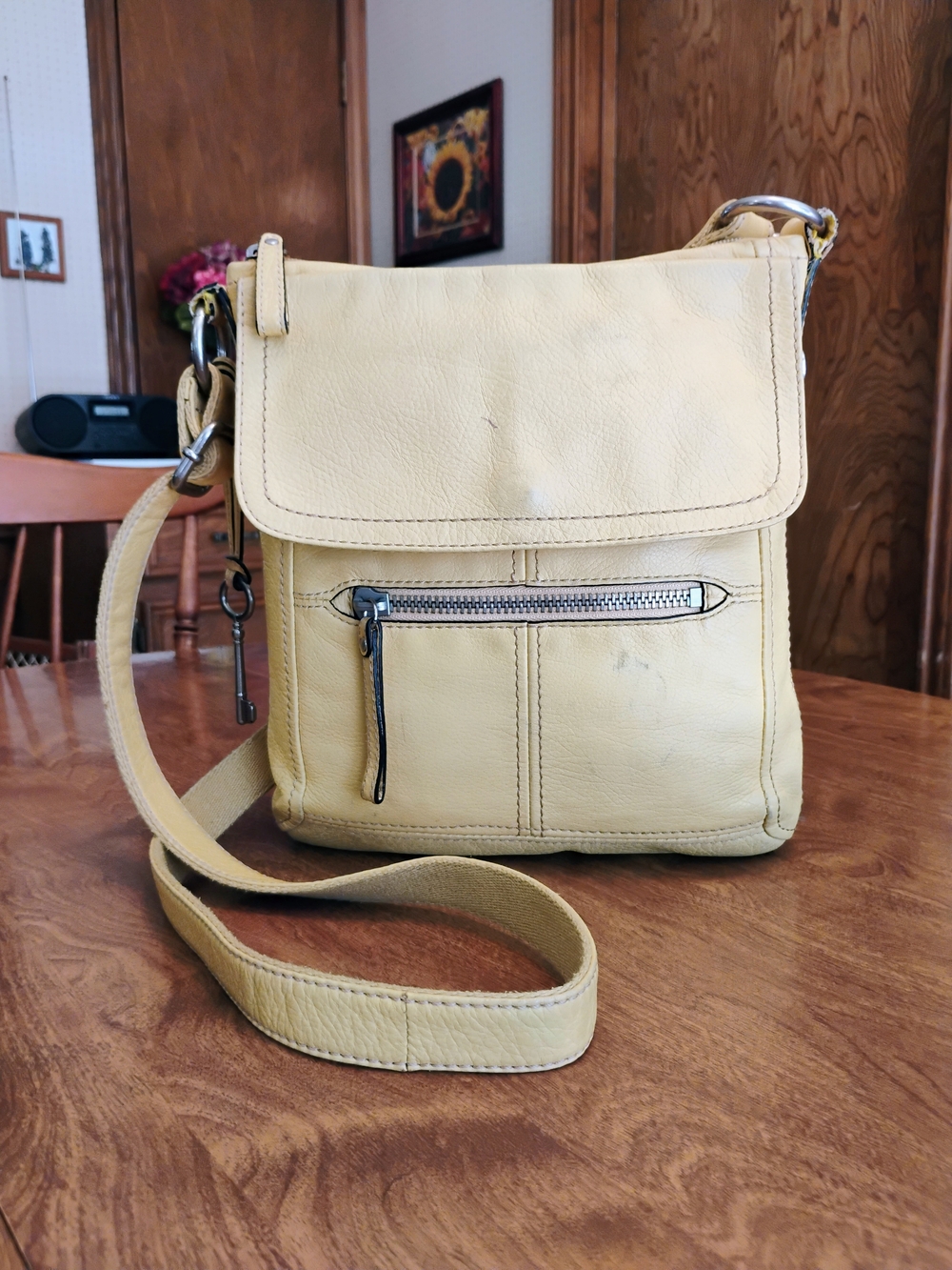 Fossil Hanover Soft Yellow Crossbody Bag Genuine Soft Leather Vintage W/ Key Fob